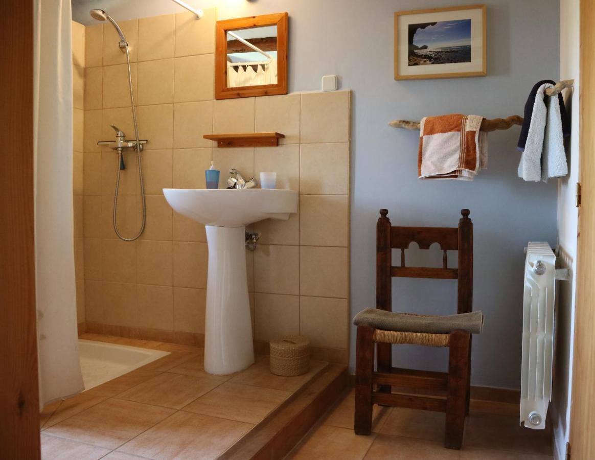 B&B Casa Rural Mas De Las Tapias Валдеробрес Екстериор снимка